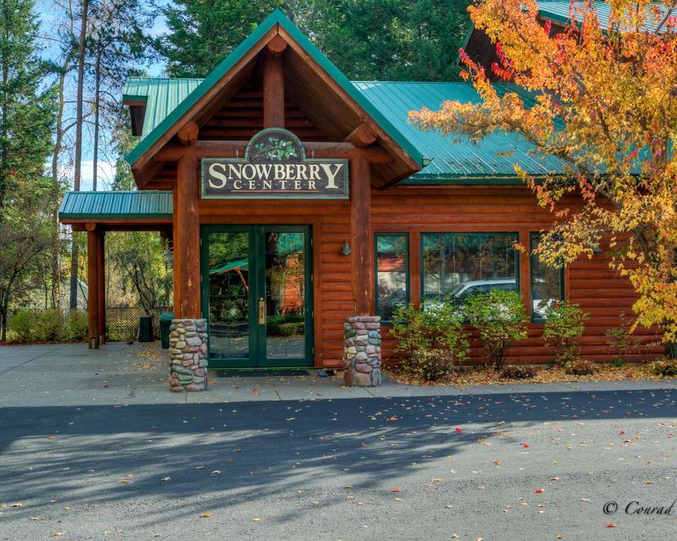 North Forty Resort Columbia Falls Exterior photo